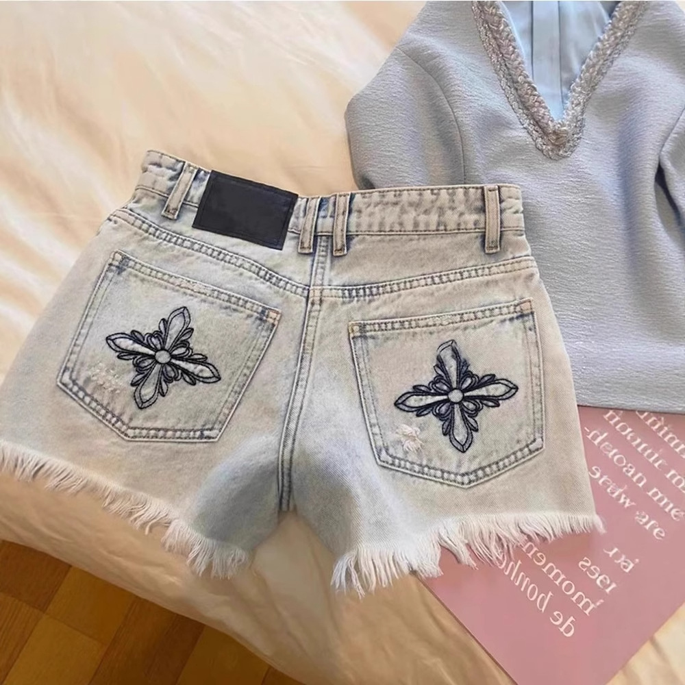 Shorts en jean délavé brodé et - Shorts Denim Frayed avis et prix